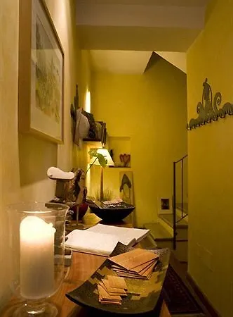 Di Mirandolina לינה וארוחת בוקר 3*