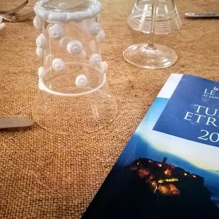 לינה וארוחת בוקר Di Mirandolina טוסקניה